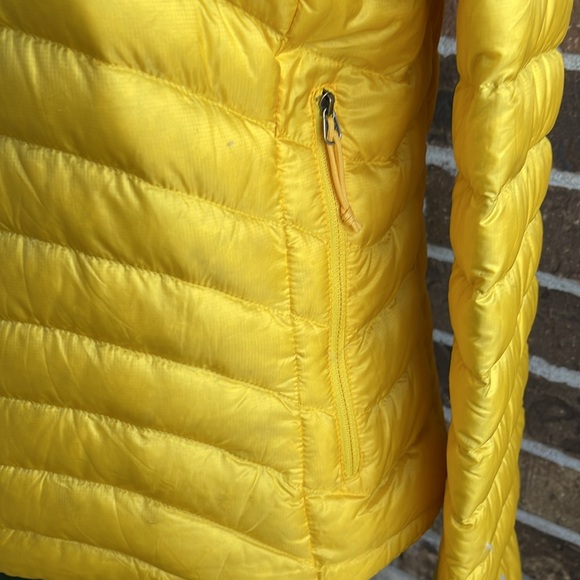 THE NORTH FACE Yellow Down 700 tonnero dandelion thunder JACKET - Picture 4 of 16